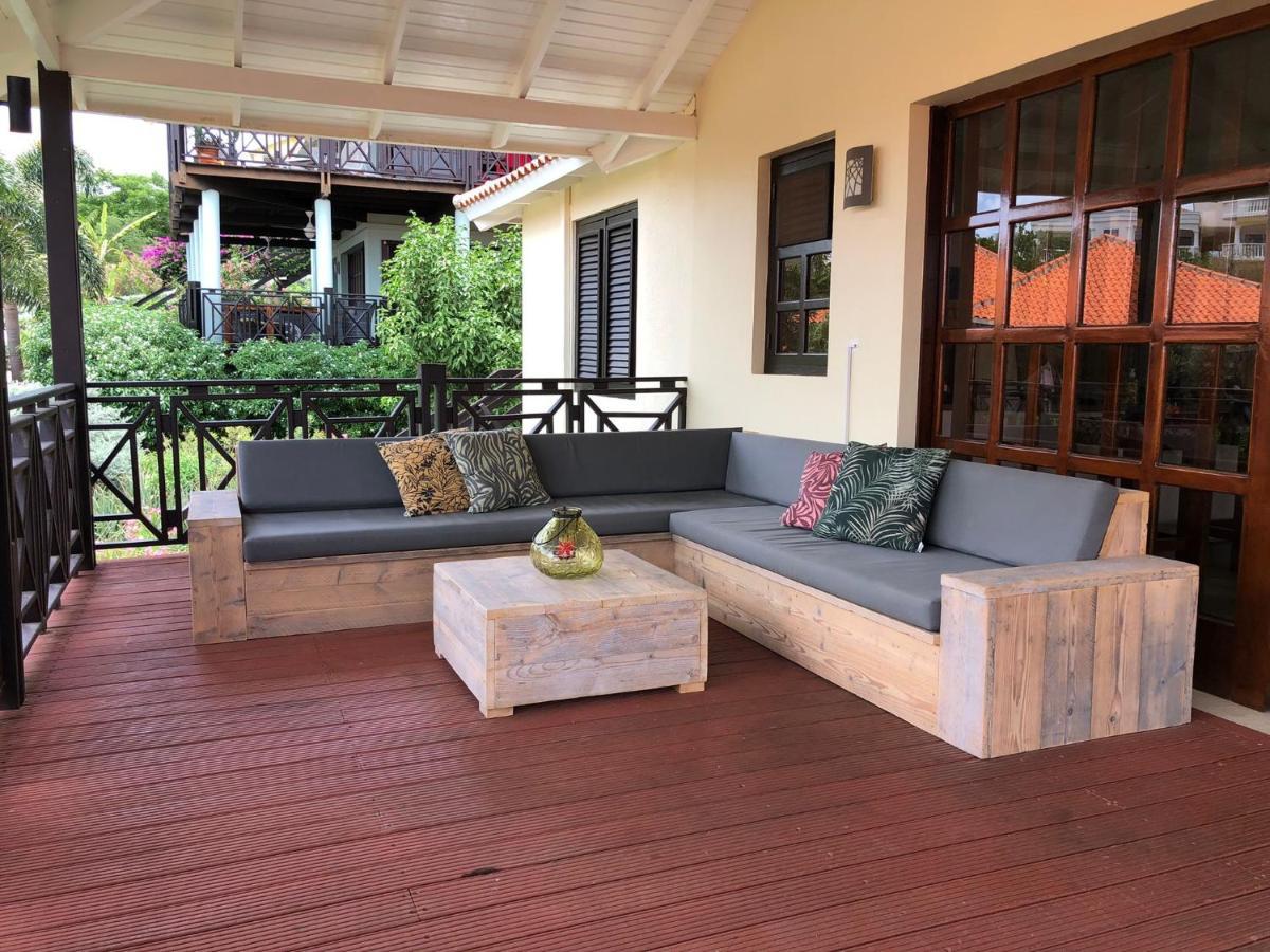 Villa At The Beach, Blue Bay Golf & Beach Resort Kültér fotó